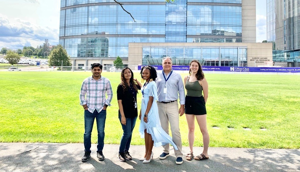 Castilla Lab Members 8-31-23.jpg