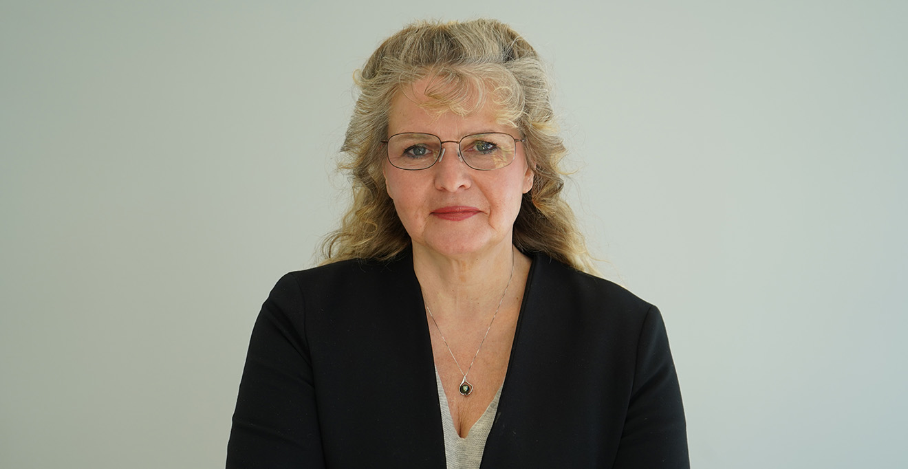 Headshot Khvorova
